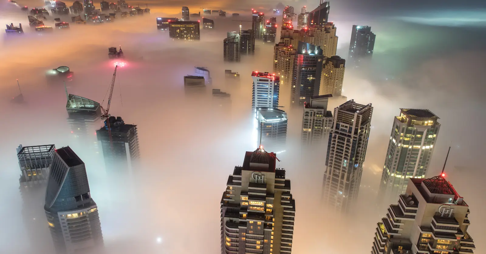 두바이 12월 수영과 해양 액티비티