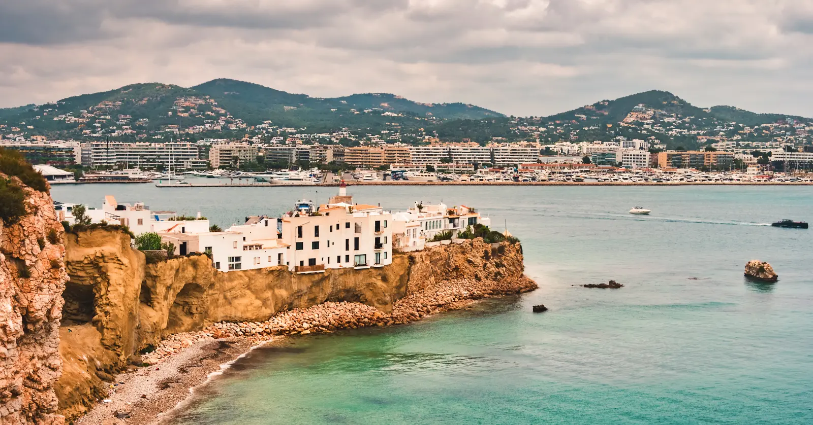 스페인 여행하기 좋은 계절 정리 | 여행 적기·준비물·선물 정보 3 3. 스페인 여행 준비물 체크리스트