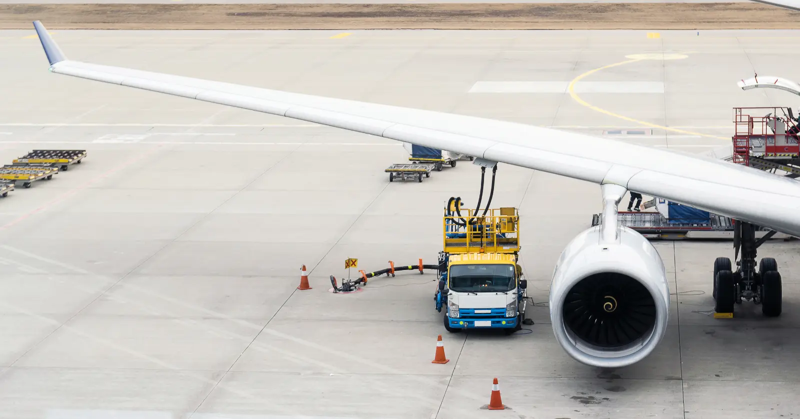 유류할증료 뜻과 계산법 정리 | 2026년 항공권 비싸지는 이유 4 결제 시점의 마법: 여행 가는 날이 중요한 게 아니다?